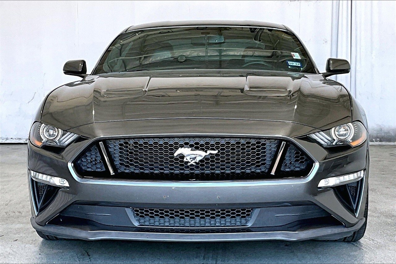 2019 Ford Mustang GT Premium photo 3