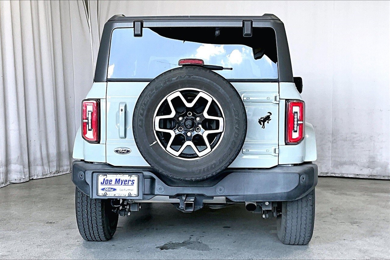 2021 Ford Bronco Outer Banks photo 4