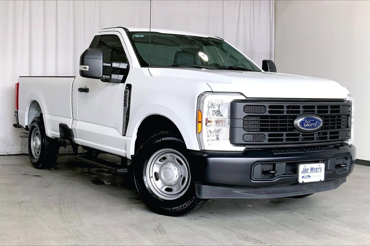 2024 Ford F-250 Super Duty XL's photo