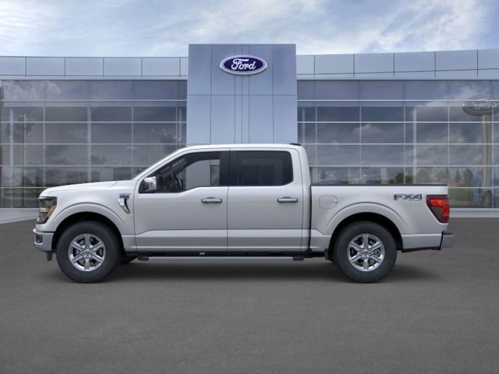 New 2025 Ford F-150 XLT Truck SuperCrew Cab