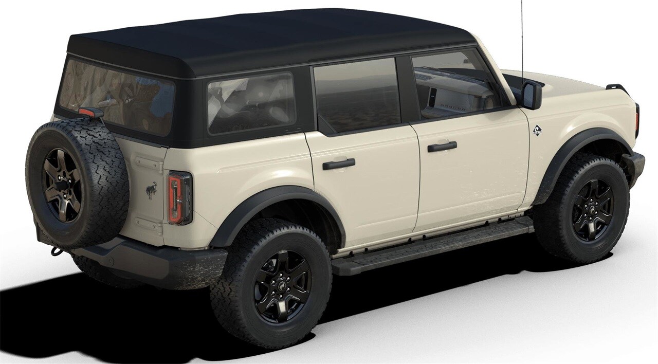 2025 Ford Bronco Outer Banks photo 3