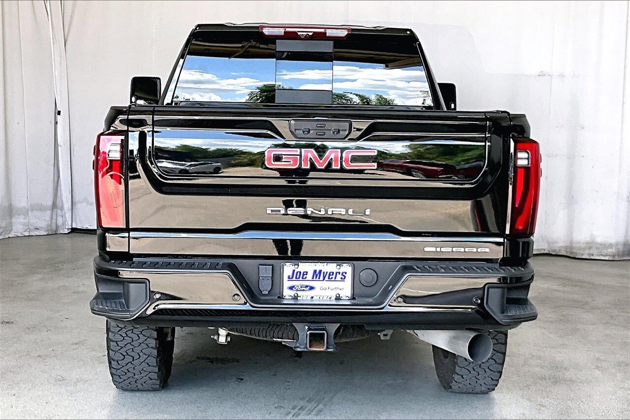 2024 Gmc Sierra HD Denali photo 4