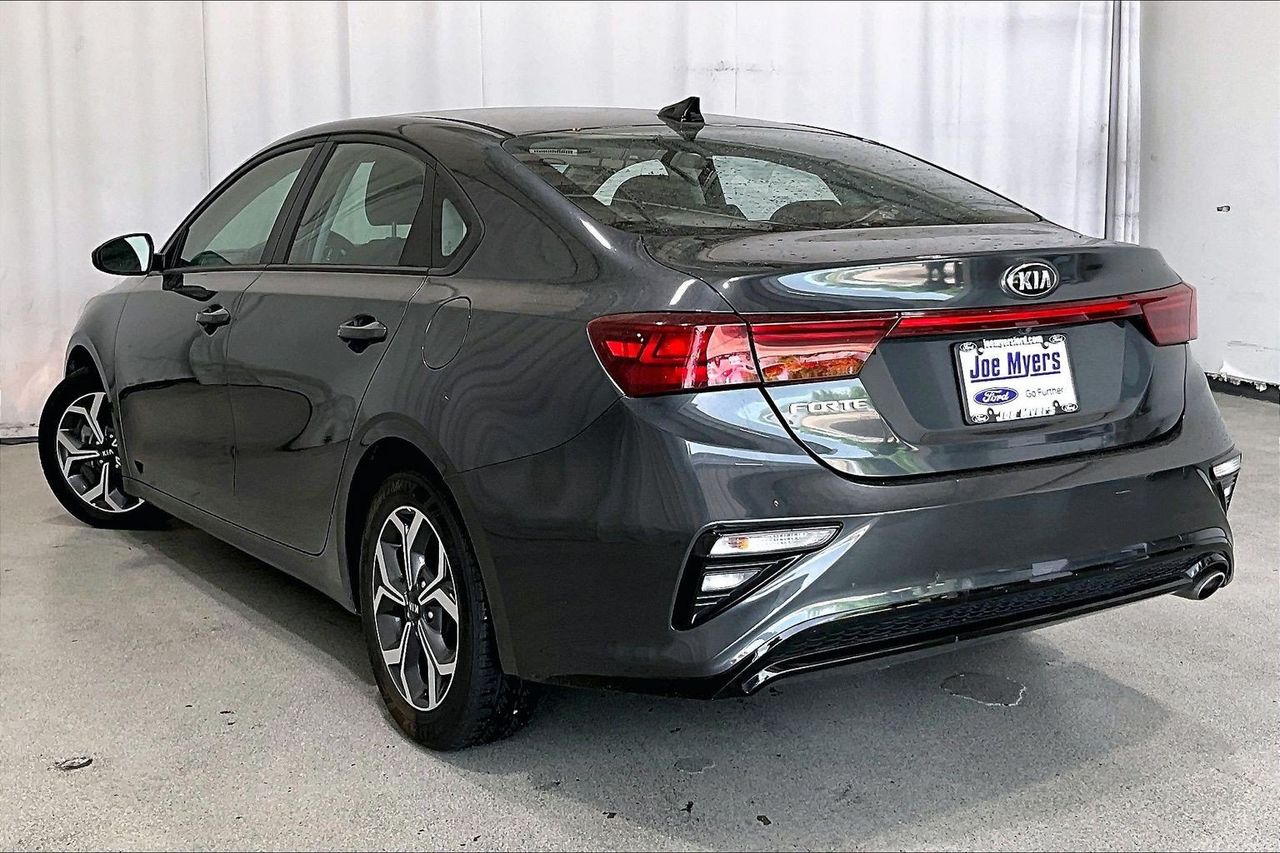 Used 2021 Kia Forte LXS with VIN 3KPF24AD7ME263760 for sale in Jersey Village, TX