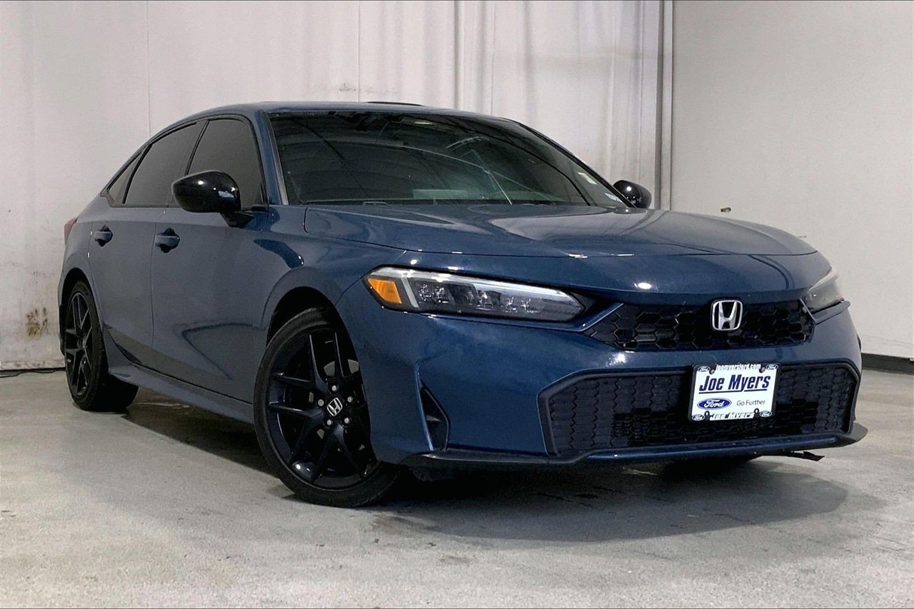 2025 Honda Civic Sport's photo