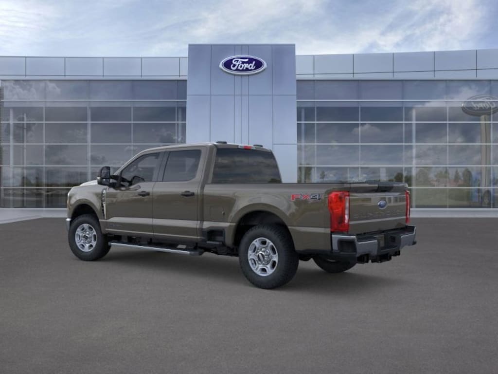 New 2026 Ford F-250 XLT Truck Crew Cab