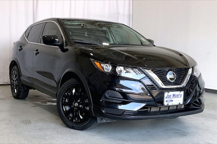 2022 Nissan Rogue Sport S SUV