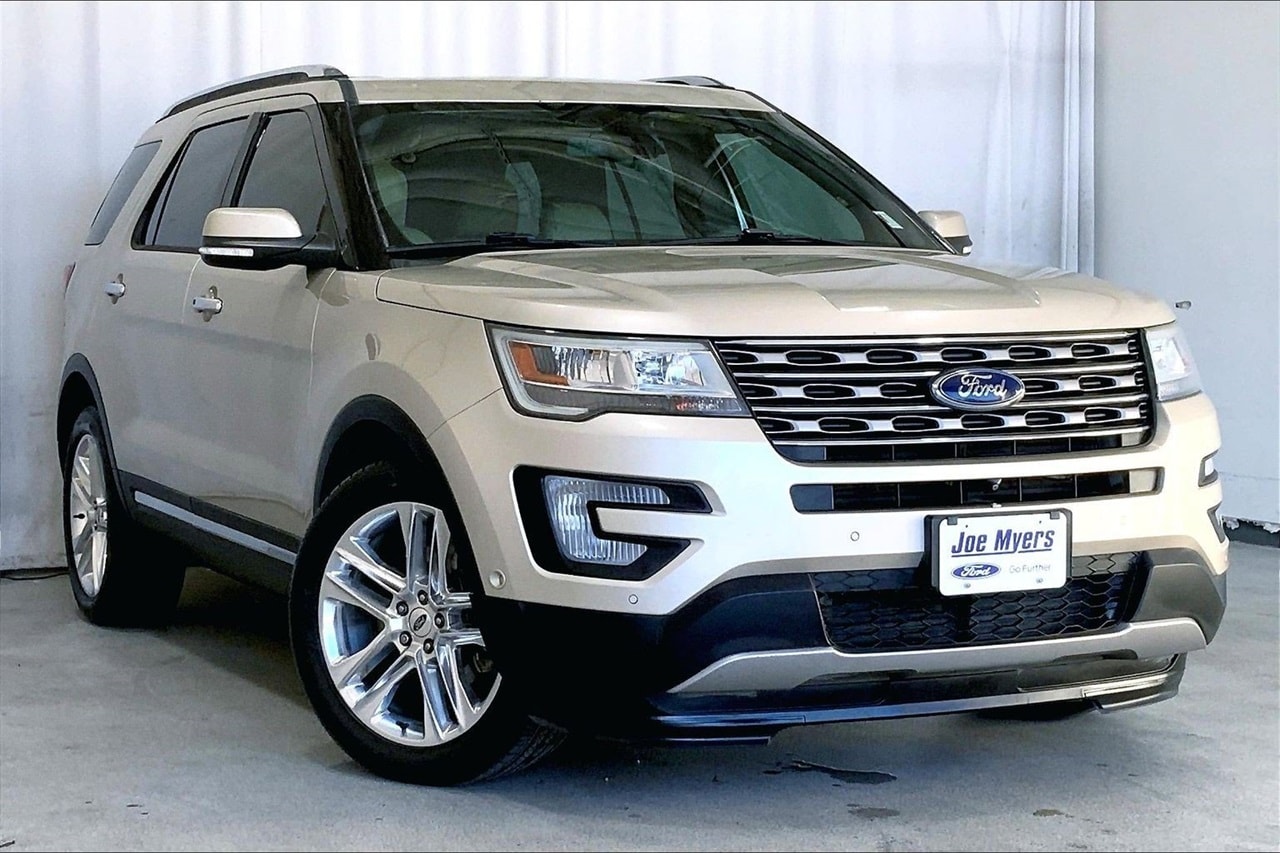 2017 Ford Explorer Limited's photo