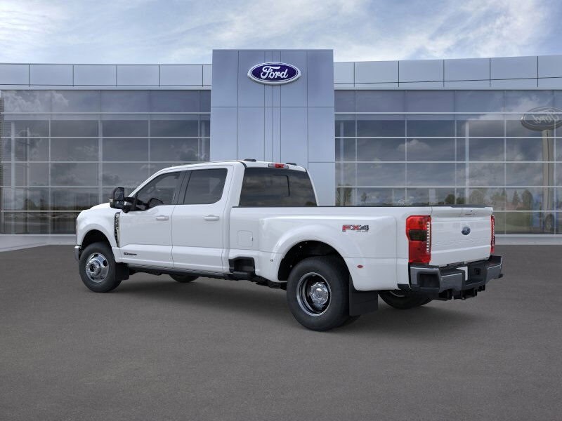 2025 Ford F-350 Lariat photo 4