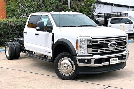2023 Ford F-450 Chassis XLT Truck Crew Cab