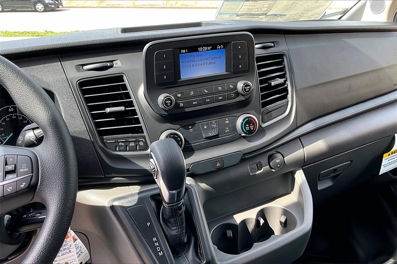 2025 Ford Transit Van Base - Photo 8