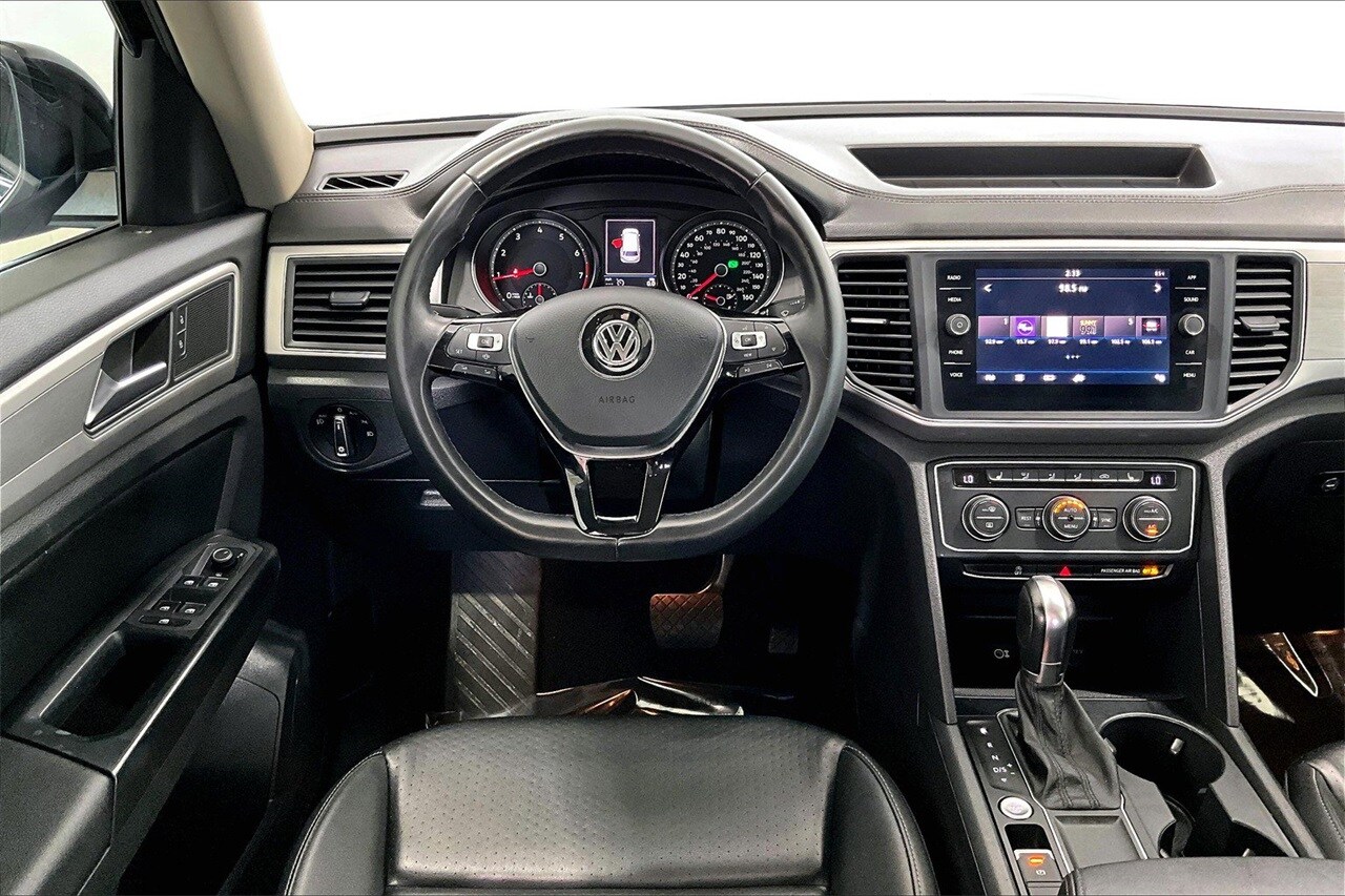 2019 Volkswagen Atlas V6 SE photo 3