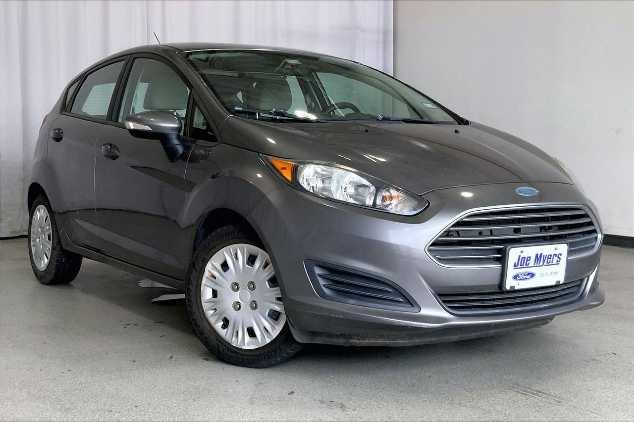 2014 Ford Fiesta SE Hatch's photo