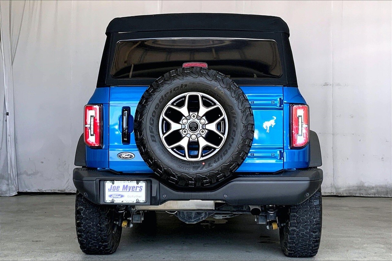 2022 Ford Bronco Badlands photo 3