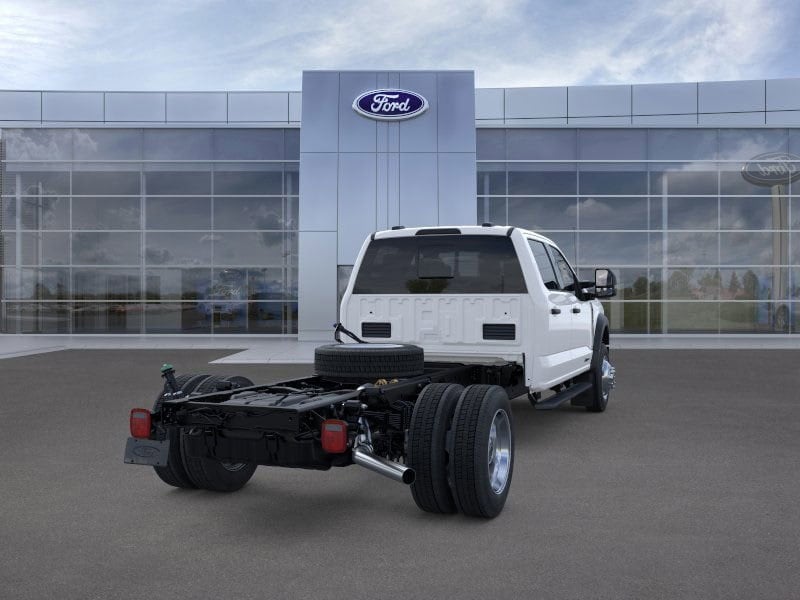 2025 Ford F-550 Super Duty Chassis Cab XL - Photo 8