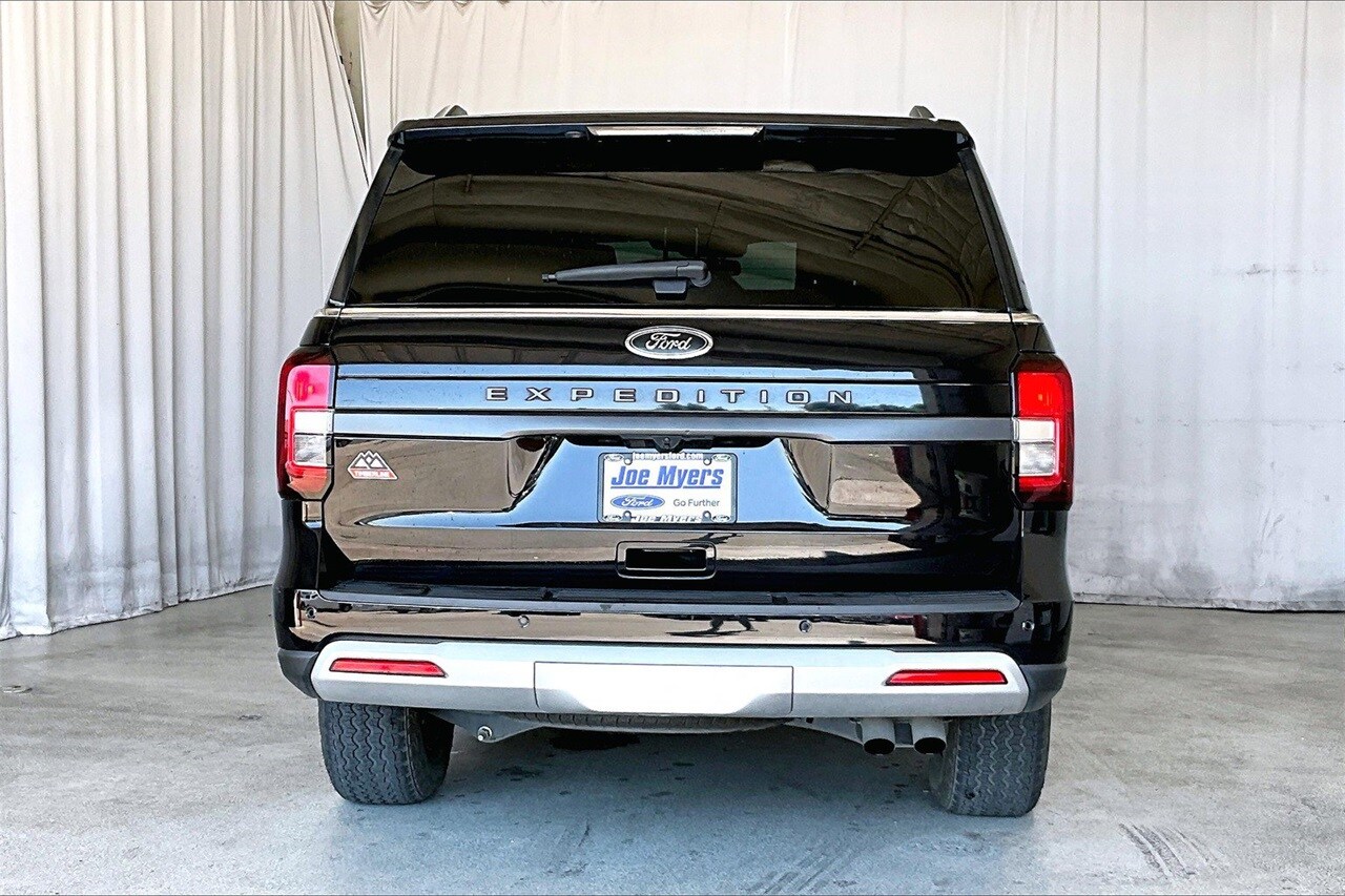 2023 Ford Expedition Timberline photo 4