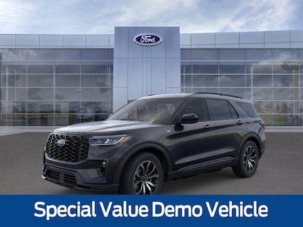 2025 Ford Explorer ST-Line SUV