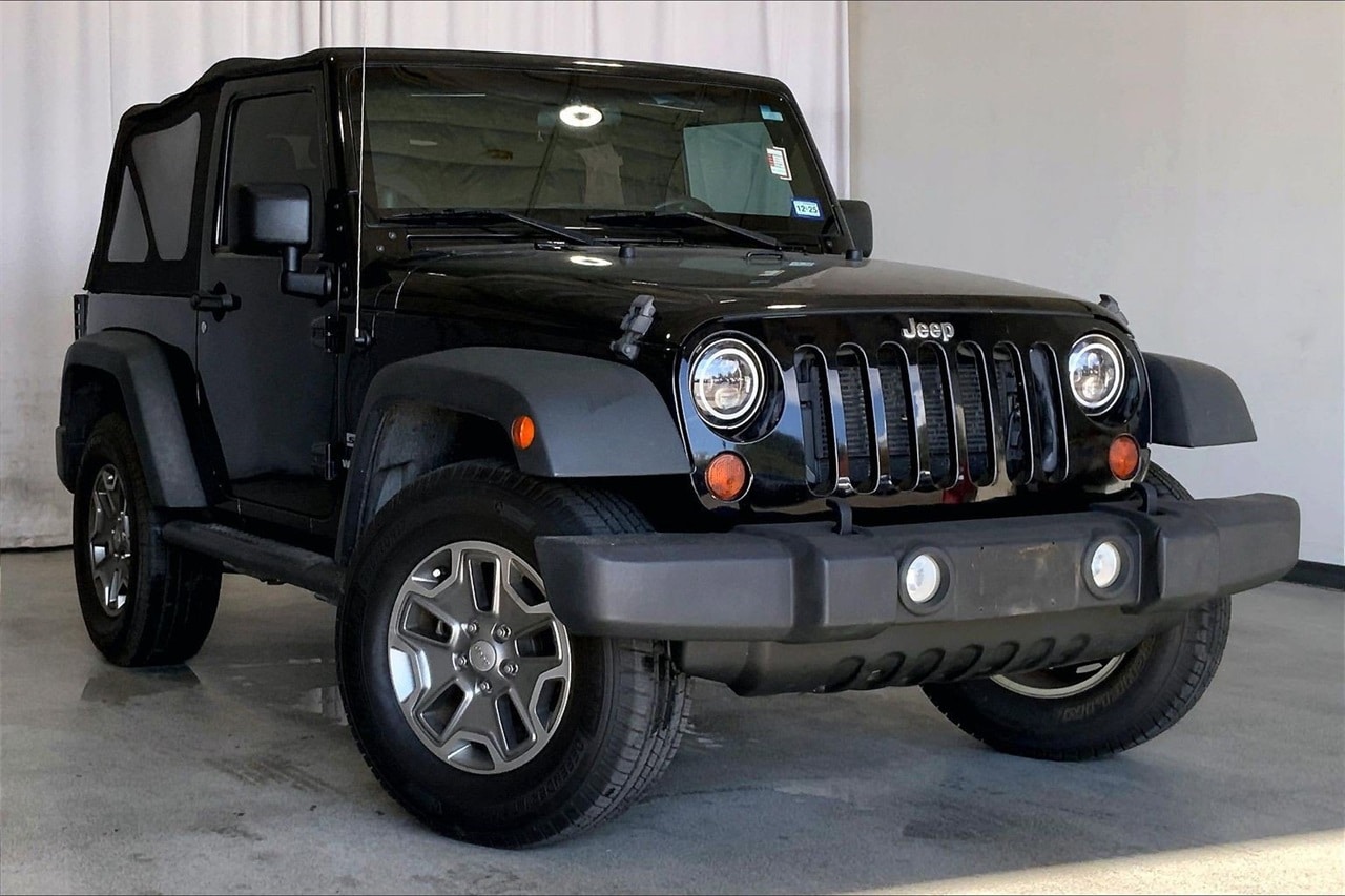 2013 Jeep Wrangler Sport's photo