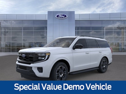 2026 Ford Expedition Active SUV