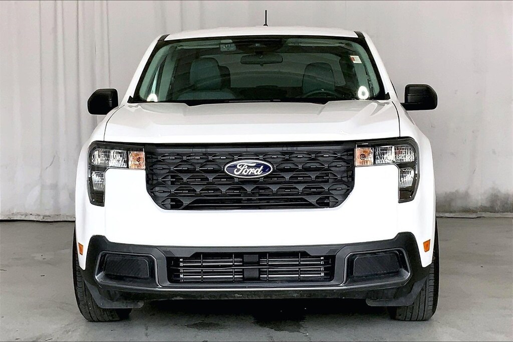 Certified 2025 Ford Maverick XLT Truck