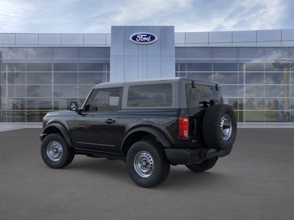 New 2026 Ford Bronco Base SUV