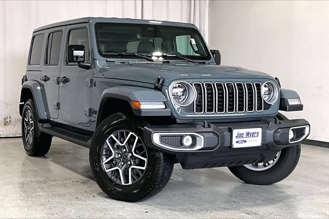 2026 Jeep Wrangler Sahara's photo