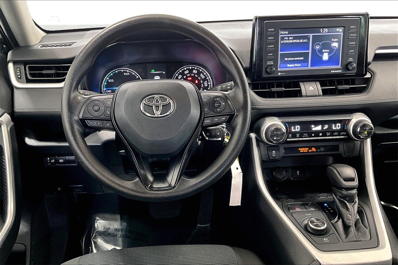 2021 Toyota RAV4 Hybrid LE photo 4