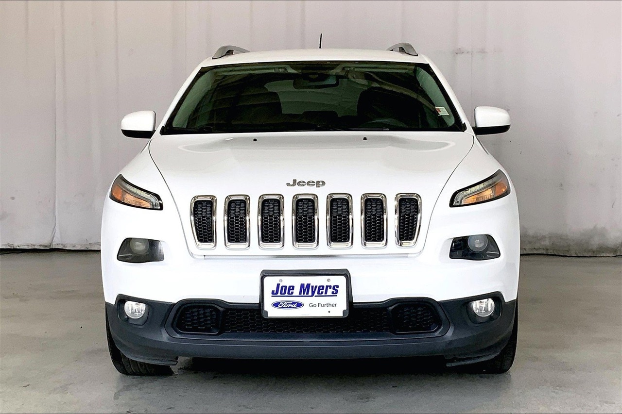 Used 2015 Jeep Cherokee Latitude with VIN 1C4PJLCB5FW656646 for sale in Jersey Village, TX
