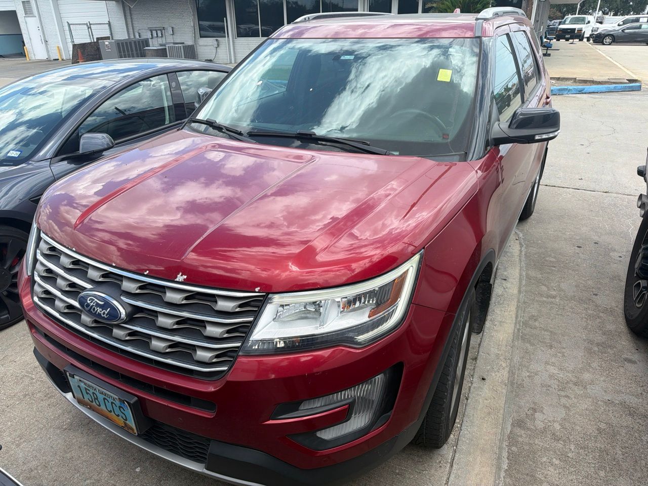 2017 Ford Explorer XLT 4WD's photo