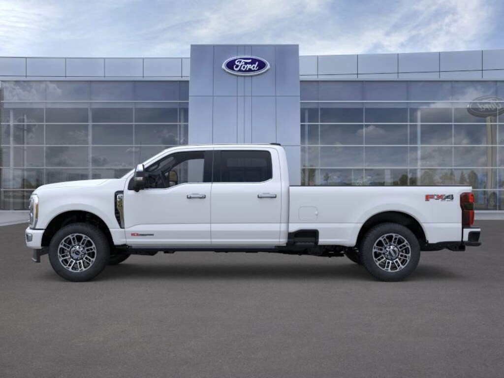 New 2025 Ford F-350 Platinum Truck Crew Cab
