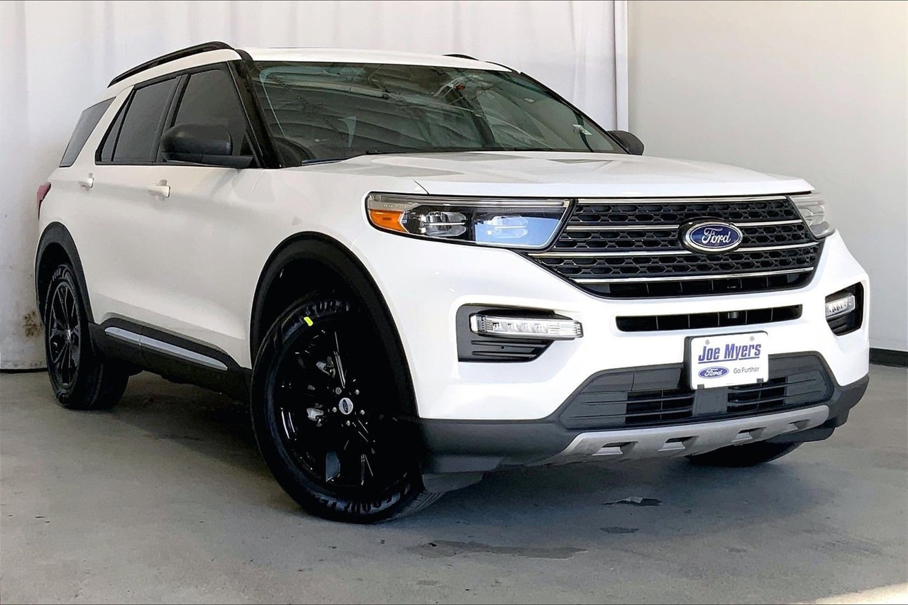 2023 Ford Explorer XLT's photo