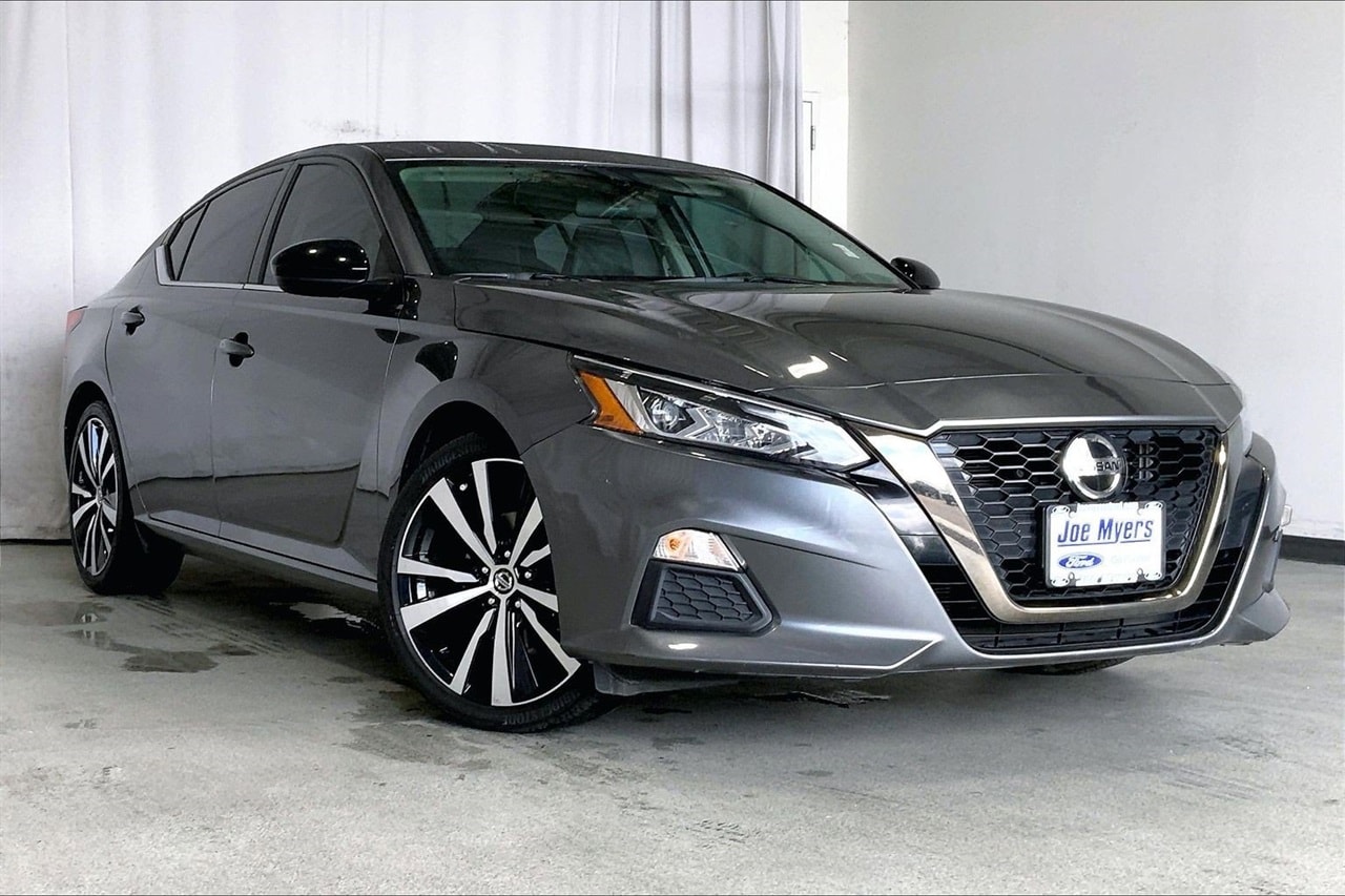 2021 Nissan Altima SR