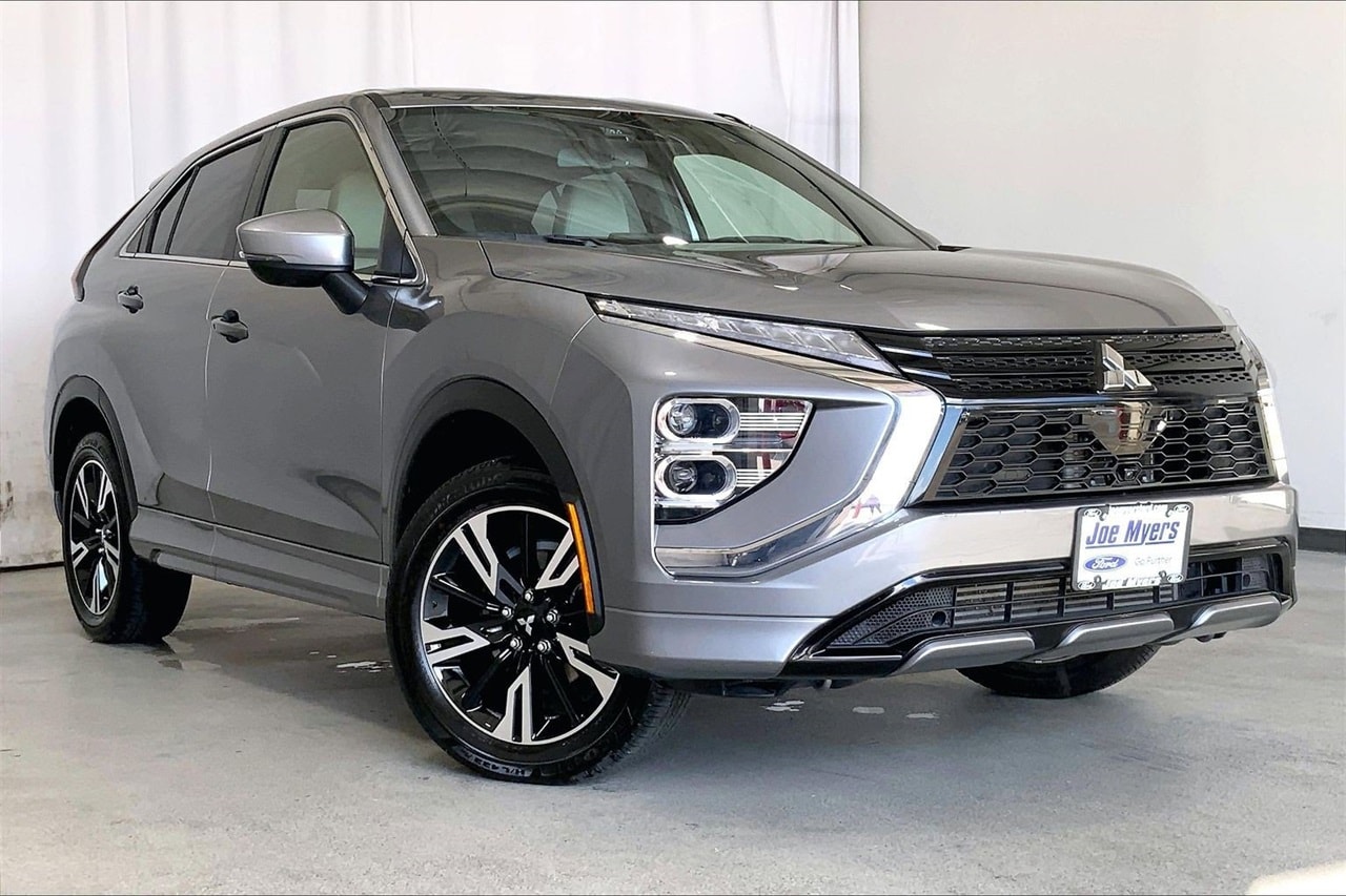 2024 Mitsubishi Eclipse Cross SEL's photo