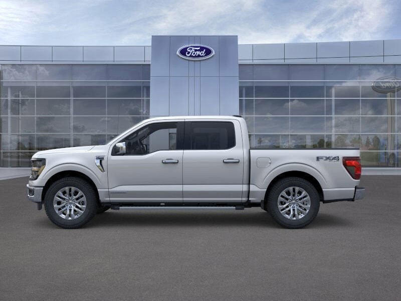 2025 Ford F-150 XLT photo 2