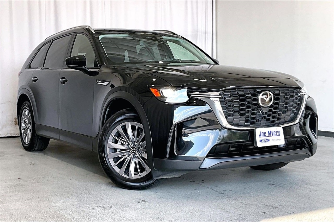 2025 Mazda CX-90 Select Package's photo