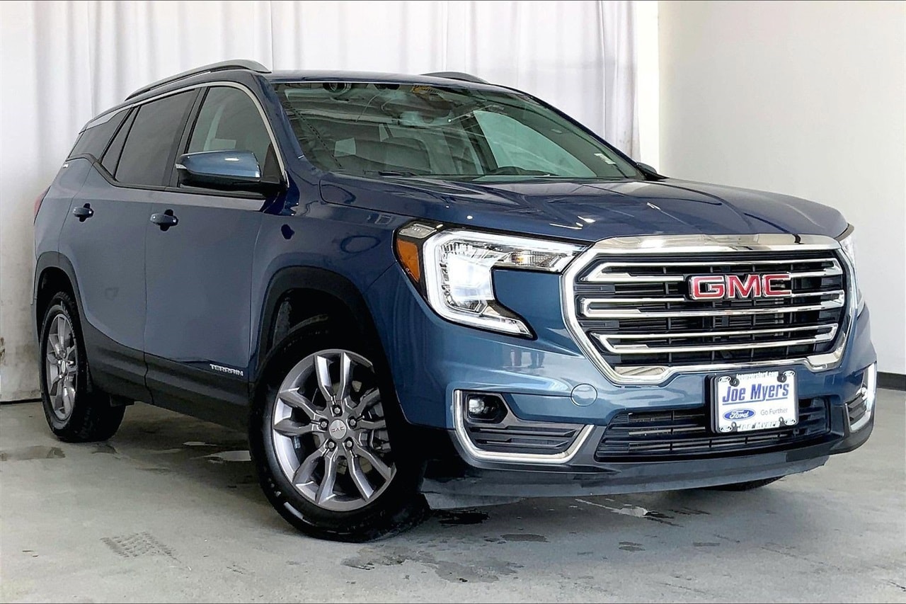 2024 GMC Terrain SLT