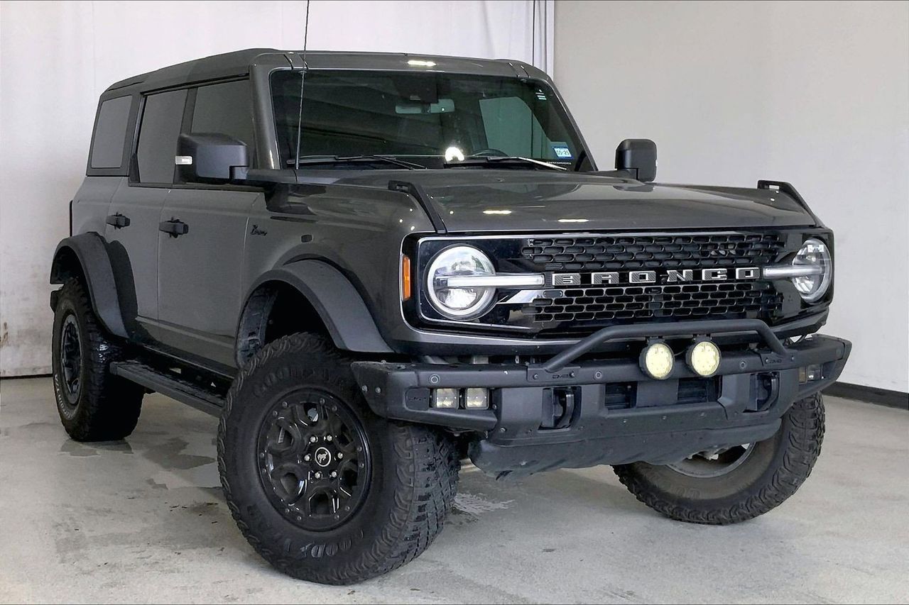 2022 Ford Bronco Wildtrak 4x4's photo
