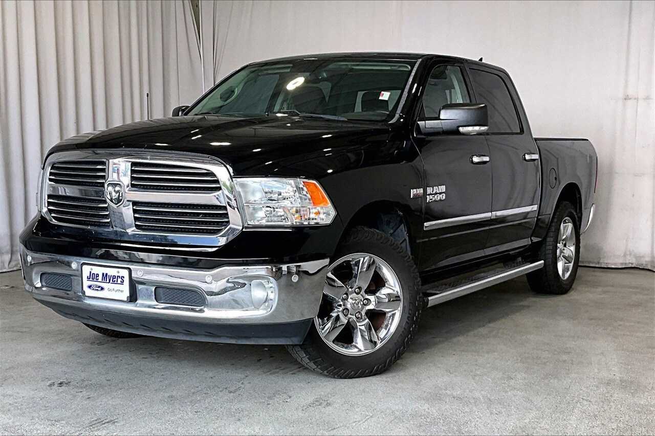 2016 Ram 1500 Lone Star photo 2