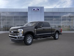 2025 Ford F-250 XLT Truck Crew Cab