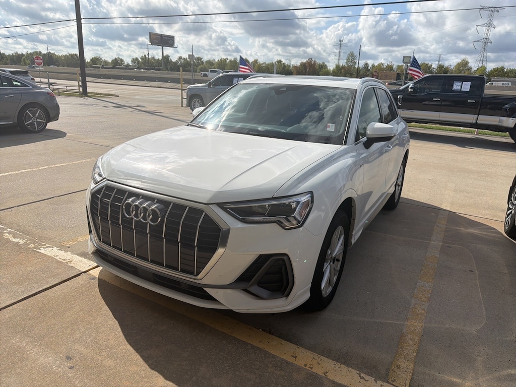 Used 2023 Audi Q3 Premium SUV