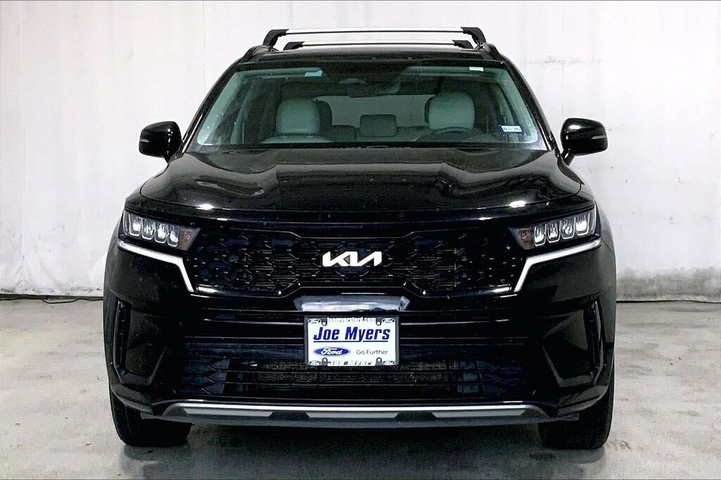 Used 2023 Kia Sorento S SUV