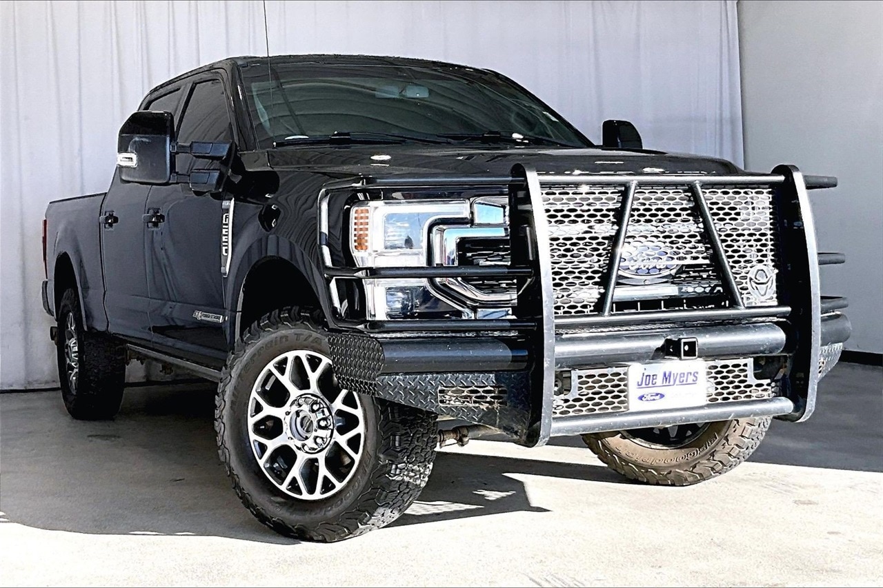 2021 Ford F-250 Super Duty Lariat's photo