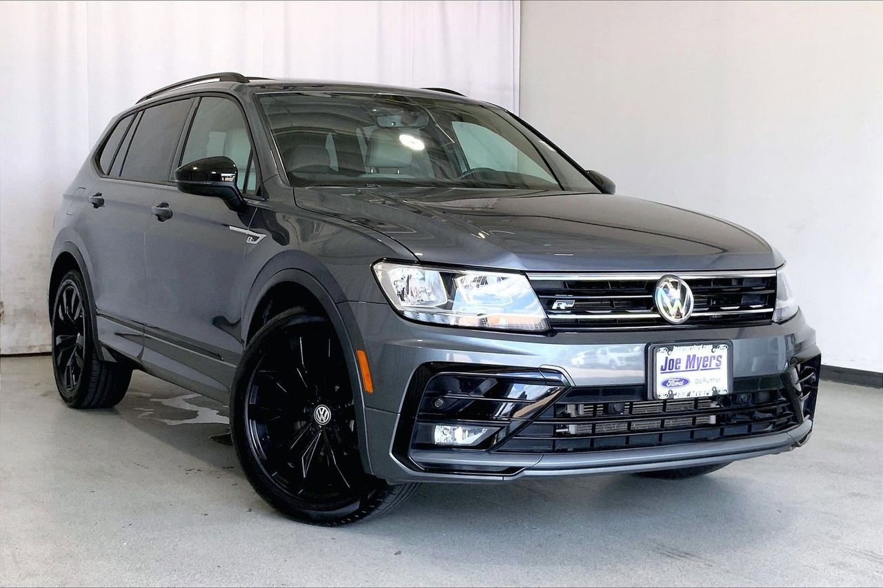 2021 Volkswagen Tiguan 2.0T SE R-Line Black's photo
