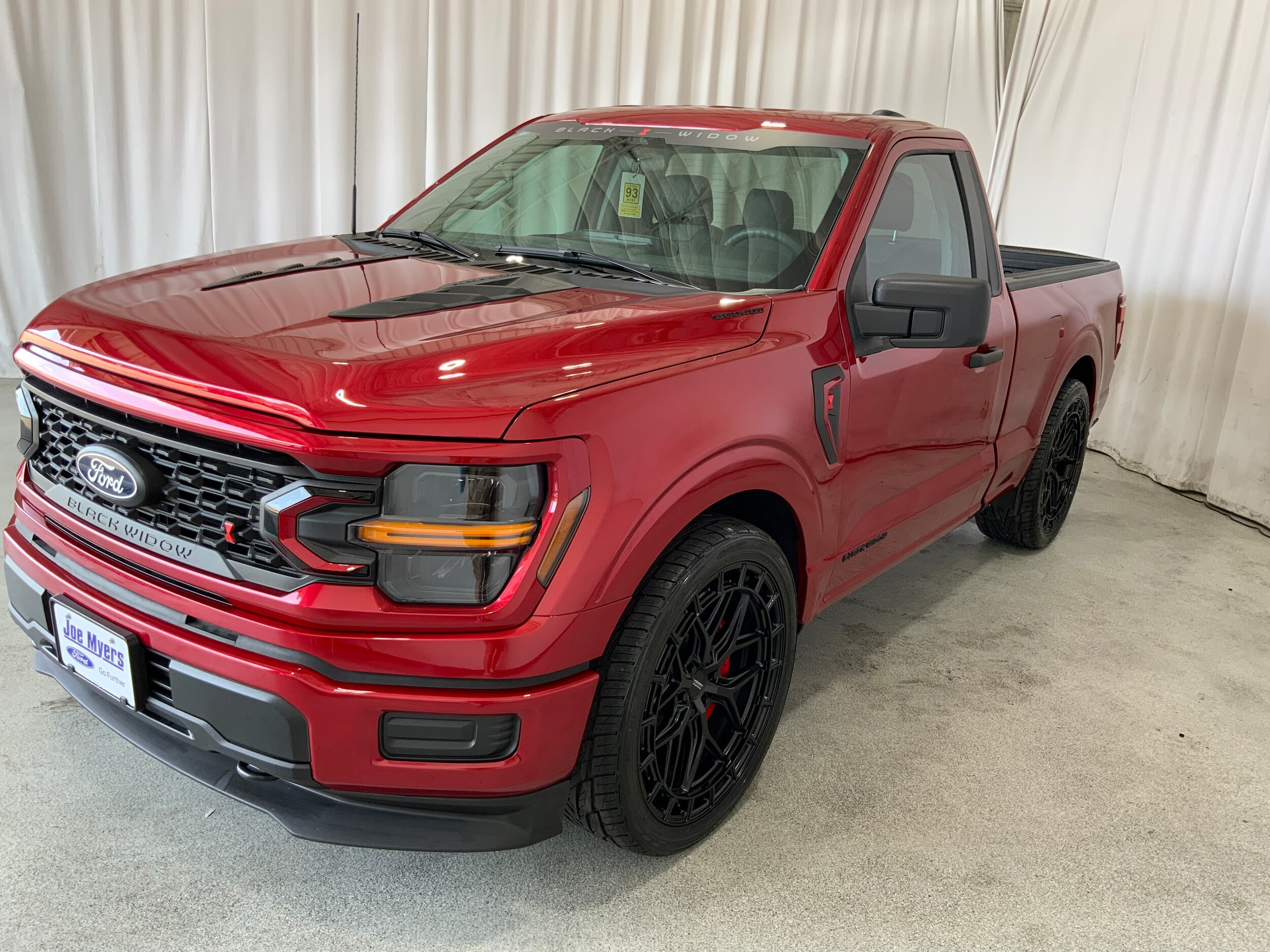 2025 Ford F-150 XL photo 2