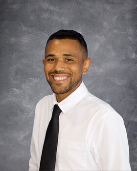Staff member Calvin Gordon from ID_79206f8001ed