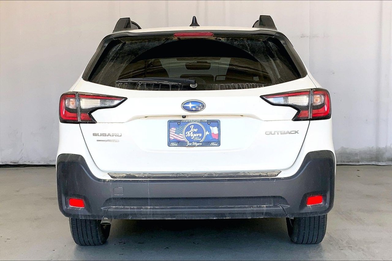 Used 2024 Subaru Outback Premium SUV