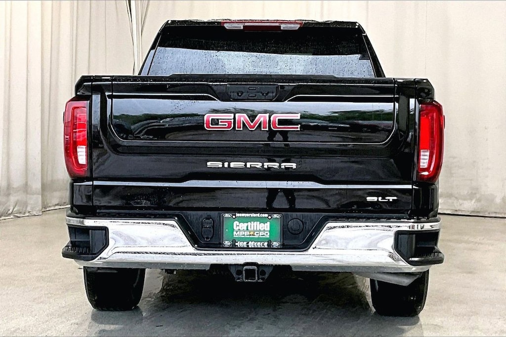 Used 2025 GMC Sierra 1500 SLT Truck
