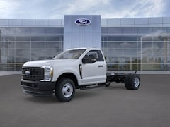 2025 Ford F-350 Chassis Truck Regular Cab