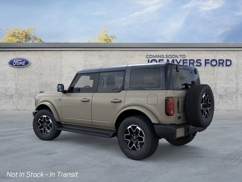 2025 Ford Bronco Outer Banks photo 4