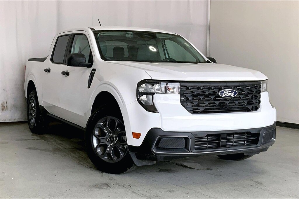 Certified 2025 Ford Maverick XLT Truck
