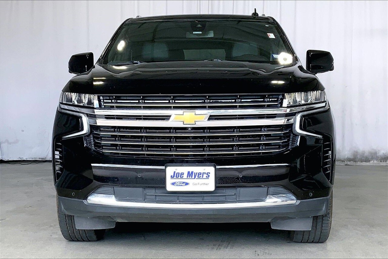2023 Chevrolet Tahoe LT photo 3